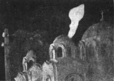 Real photo of the apparition photographed on April 13, 1968 at around 3:40 am